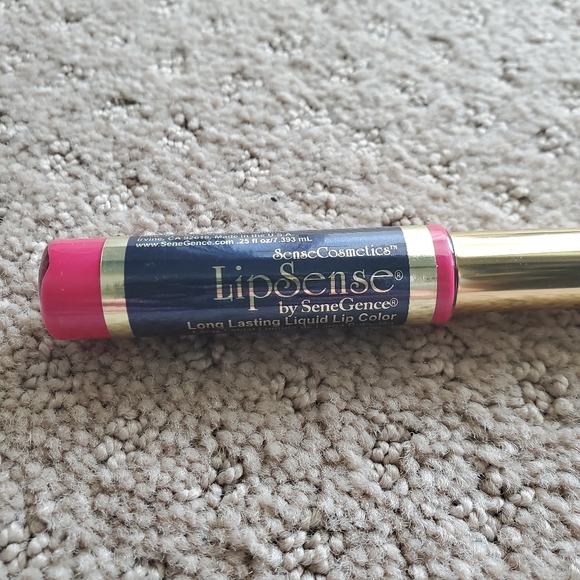 LipSense LipColor: Kiss For A Cause - Picture 2 of 4